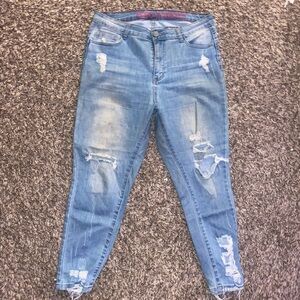 Light-Wash Blue Distressed Gogo Women's Jeans